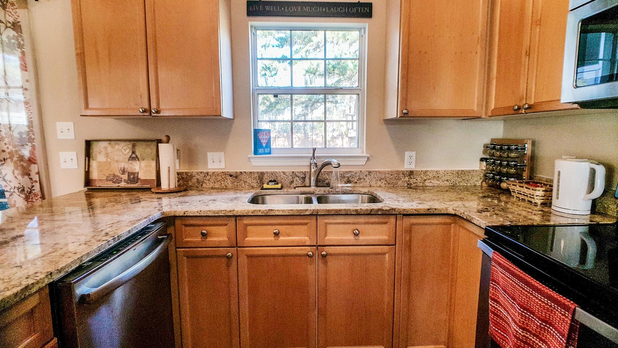 805 Bent Hickory Road Charleston, SC 29414 - Photo 10 of 32 Kitchen