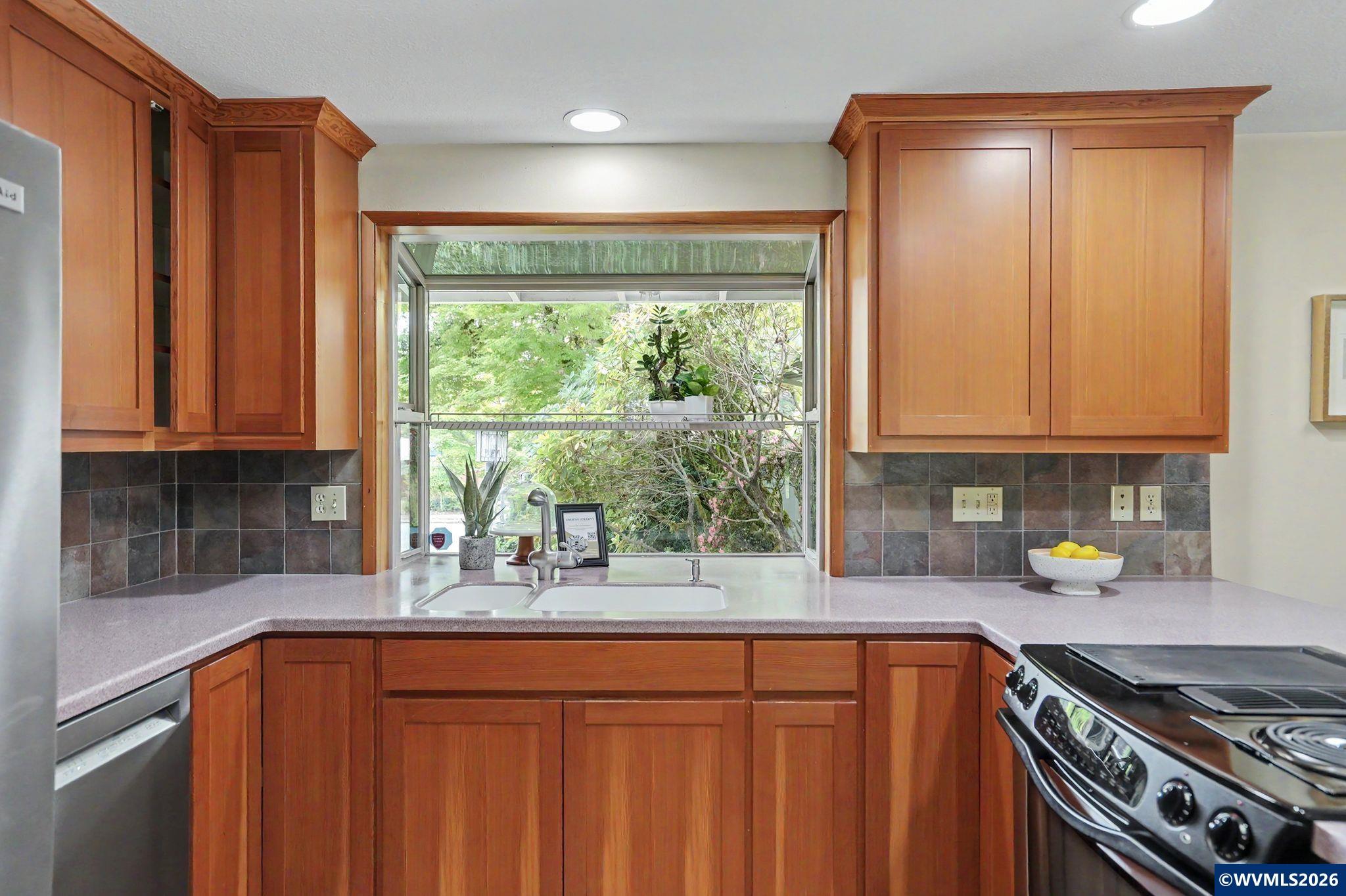 560 Northwest Merrie Drive Corvallis, OR 97330 - Photo 8 of 50