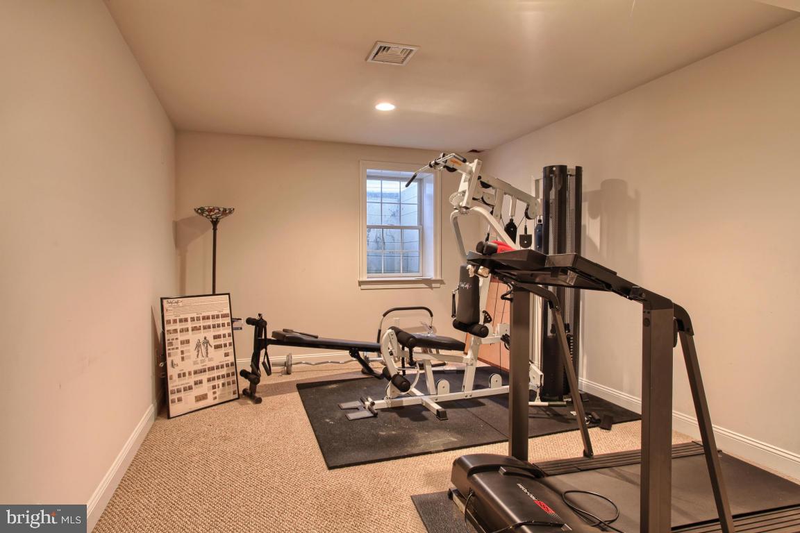 676 Dorset Street Lititz, PA 17543 - Photo 40 of 45 Gallery Image 40