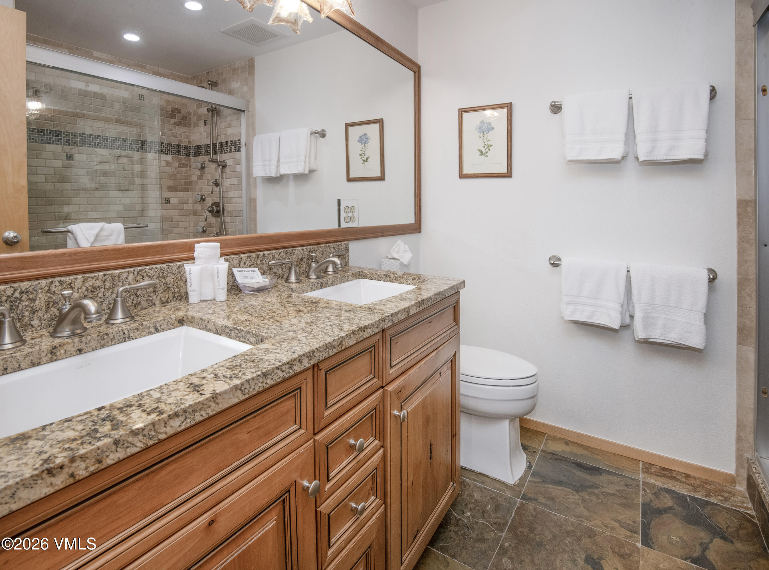 1100 North Frontage Road West, Unit 1519 Vail, CO 81657 - Photo 9 of 38 Primary Bath