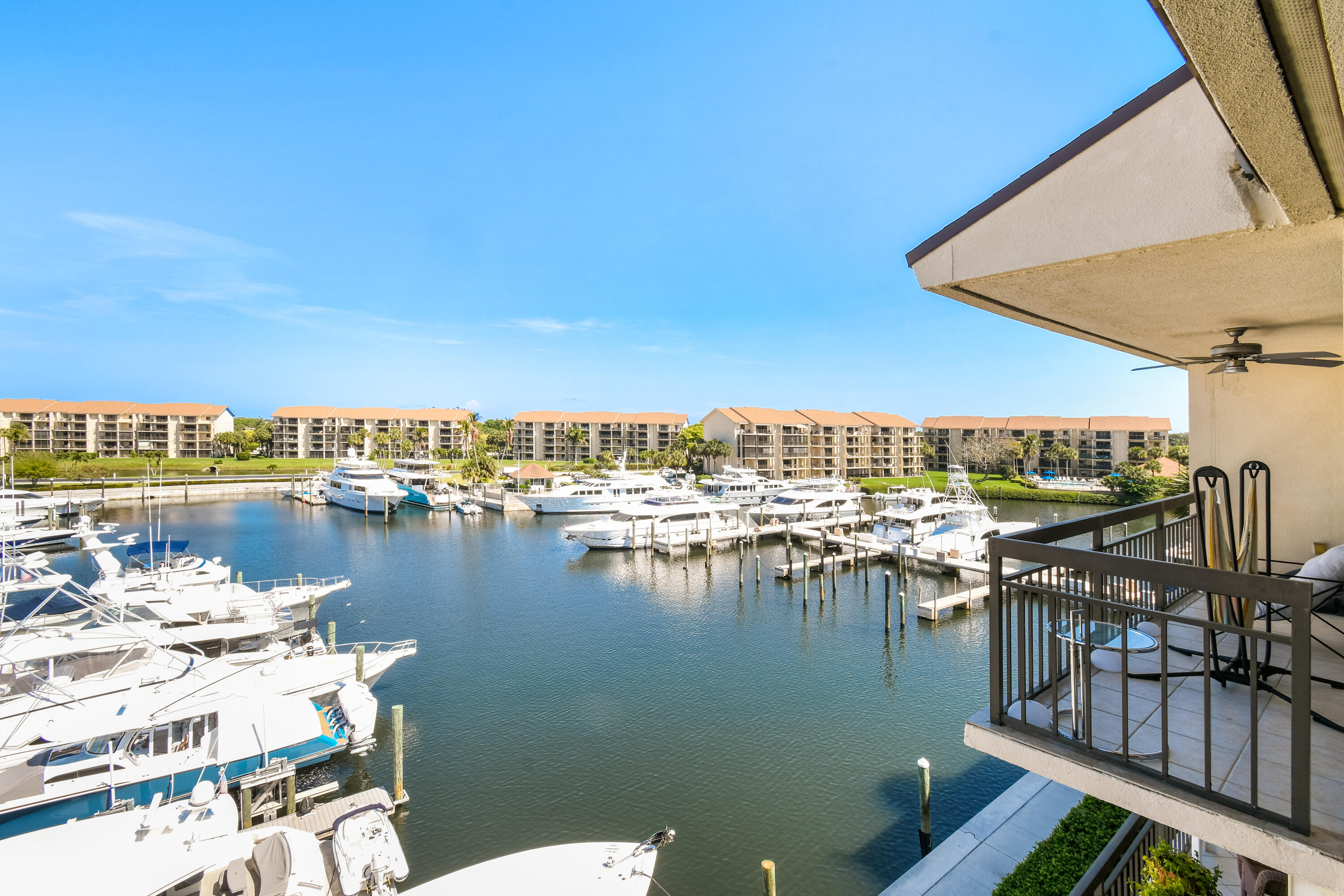 2401 Marina Isle Way, Unit 503 Jupiter, FL 33477 - Photo 37 of 46