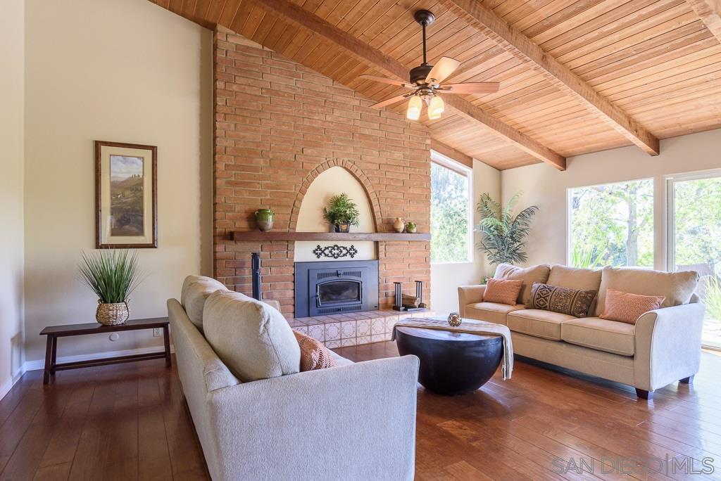 13392 Fallen Leaf Road Poway, CA 92064 - Photo 6 of 25