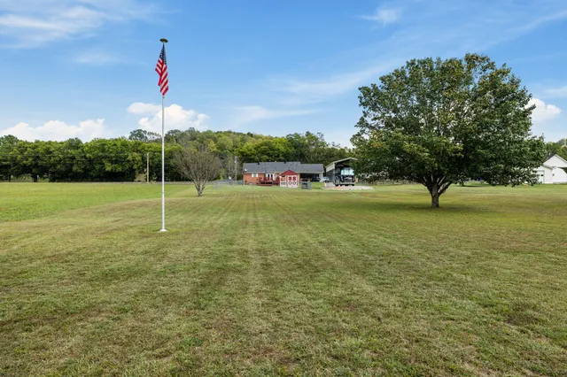 $385,000 | 15431 Columbia Highway, Lynnville, TN 38472