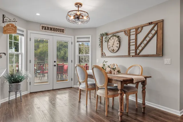 $385,000 | 15431 Columbia Highway, Lynnville, TN 38472