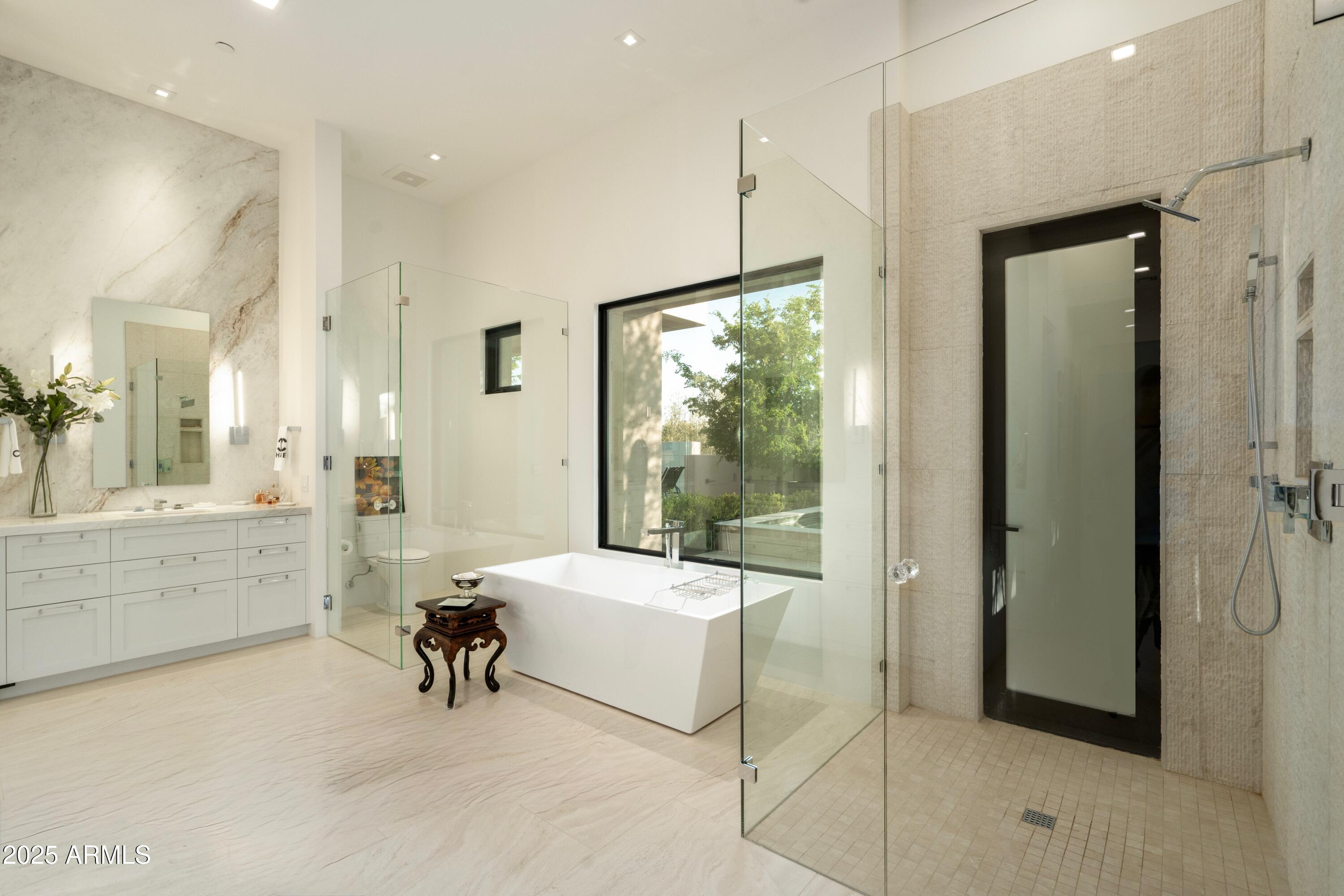 10040 East Happy Valley Road, Unit 40 Scottsdale, AZ 85255 - Photo 19 of 65 Primary Bathroom