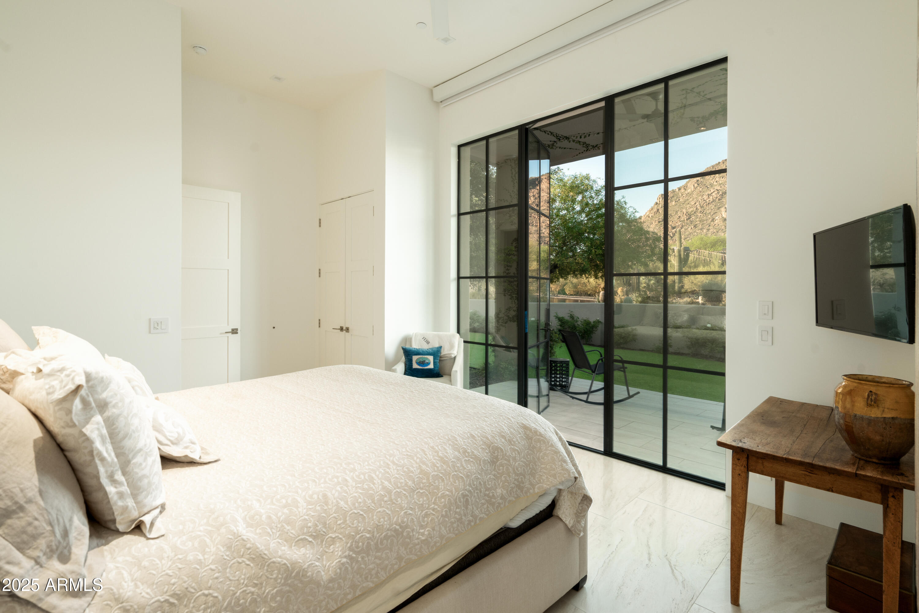 10040 East Happy Valley Road, Unit 40 Scottsdale, AZ 85255 - Photo 38 of 65 Ensuite 3 mountain views