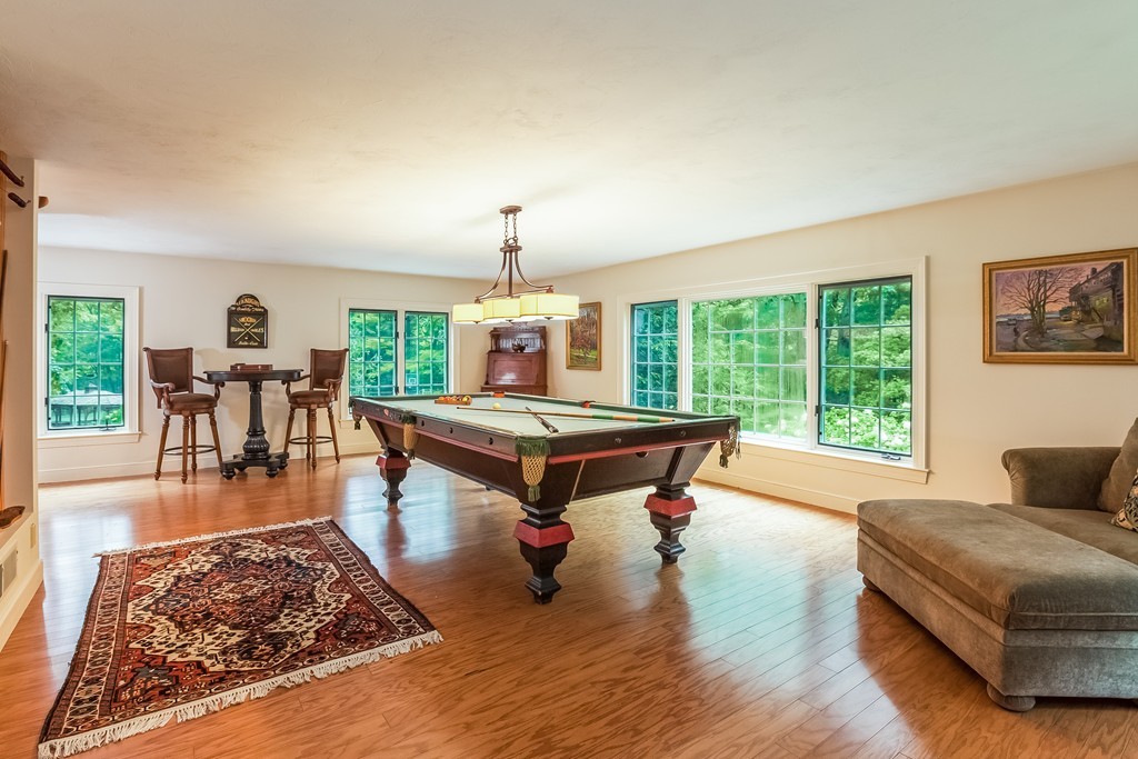 309 Far Reach Road Westwood, MA 02090 - Photo 9 of 30 Gallery Image 9