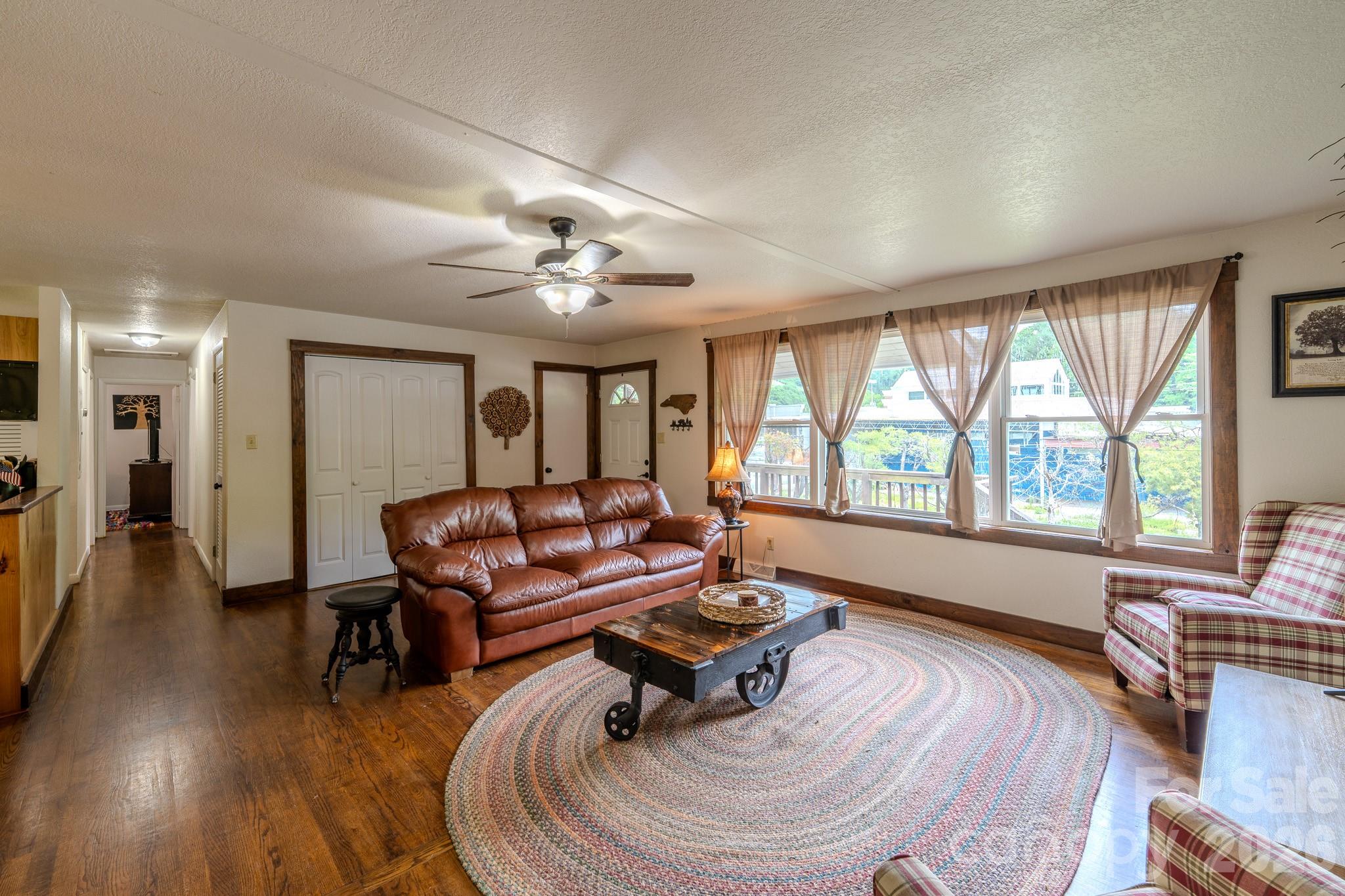 84 English Road Spruce Pine, NC 28777 - Photo 6 of 23