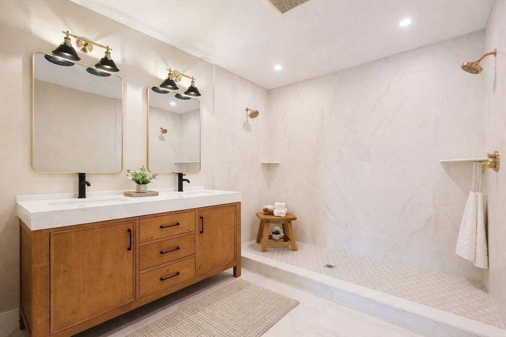 68 Rowe Street Boston, MA 02131 - Photo 13 of 27
