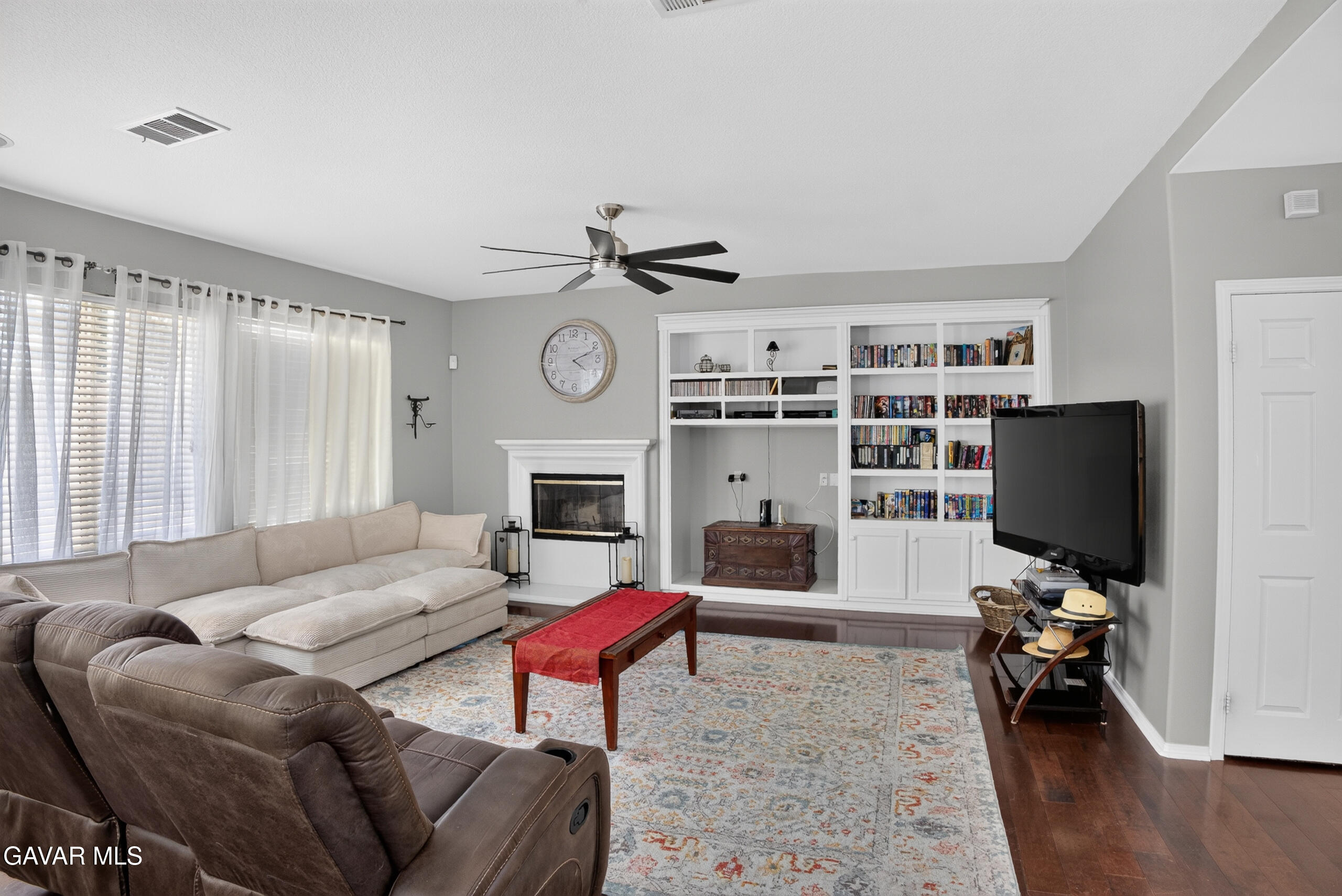 6232 West Spice Street Lancaster, CA 93536 - Photo 14 of 56 030_DSC_5435
