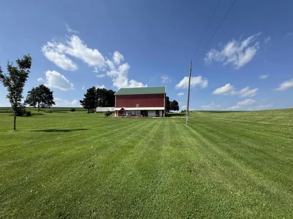 $390,000 | N579 County Highway South, Juda, WI 53550