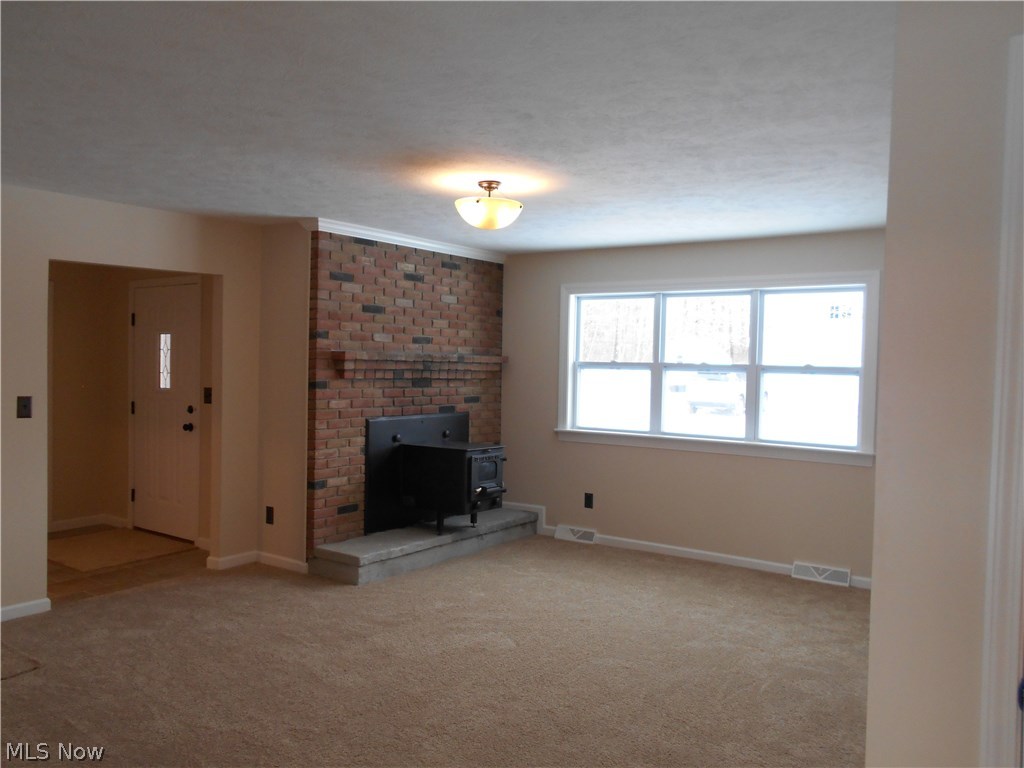 3710 North County Line Road Geneva, OH 44041 - Photo 6 of 10