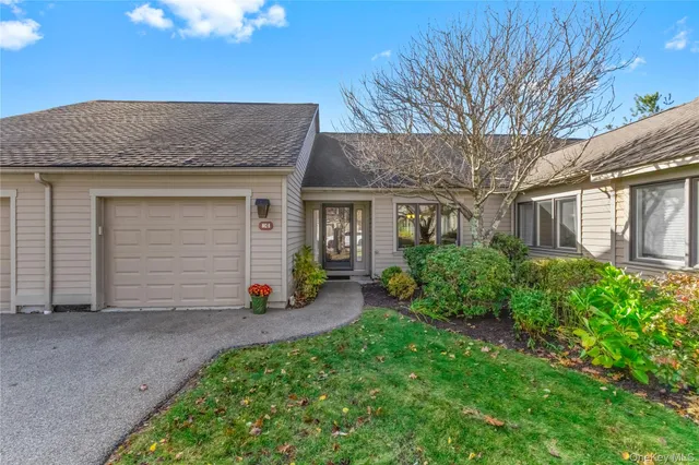 front view of house with a yard