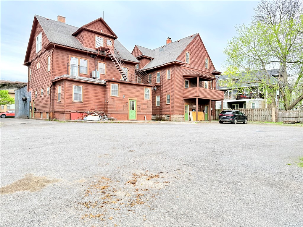 936 Monroe Avenue Rochester, NY 14620 - Photo 3 of 10