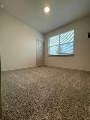 $2,000 | 13900 Zuhause Drive, Pflugerville, TX 78660