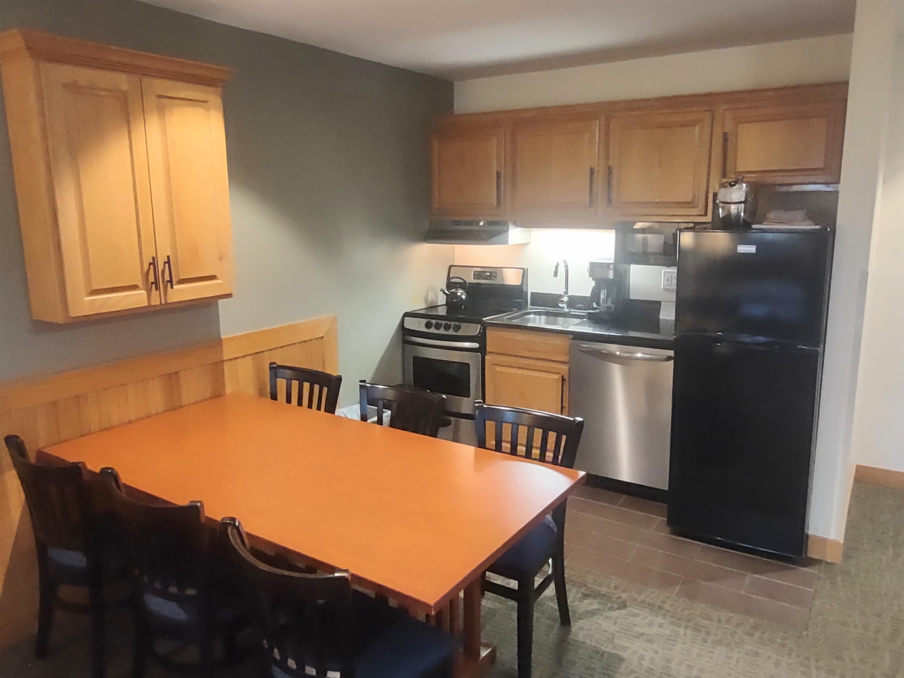 228 East Mountain Road, Unit D GRAND HOTEL 251 III (HALL) Killington, VT 05751 - Photo 15 of 44