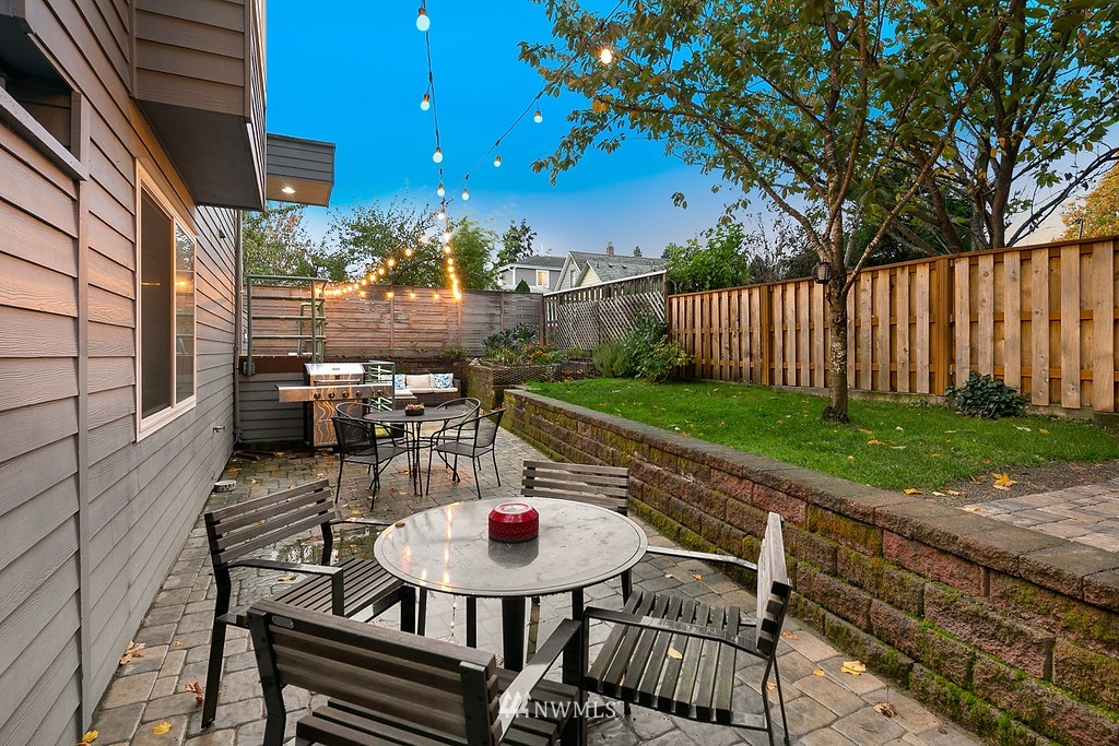 756 North 72nd Street, Unit 202 Seattle, WA 98103 - Photo 21 of 24 Gallery Image 21