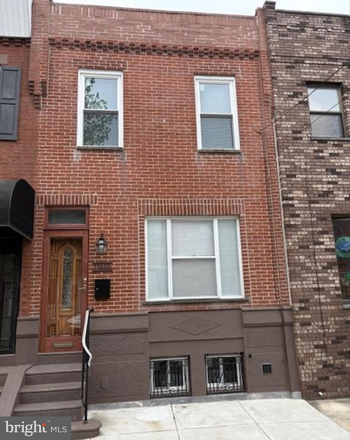 1946 Fitzgerald Street Philadelphia, PA 19145 - Photo 2 of 17