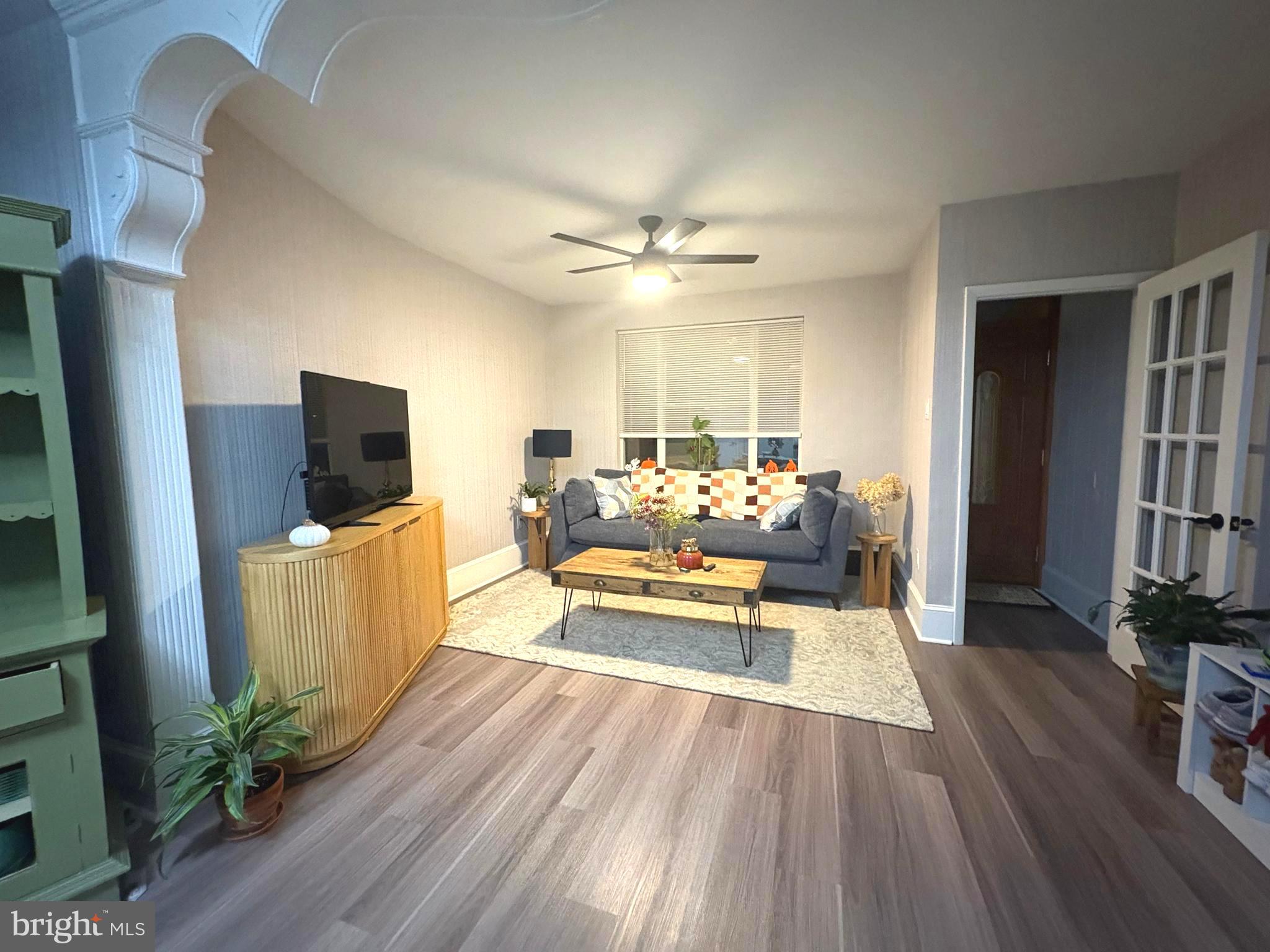 1946 Fitzgerald Street Philadelphia, PA 19145 - Photo 4 of 17