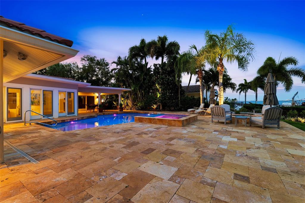 2080 Hawaii Avenue Northeast St. Petersburg, FL 33703 - Photo 57 of 58