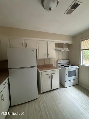 $74,900 | 5620 Hearn Street, Jackson, MS 39206