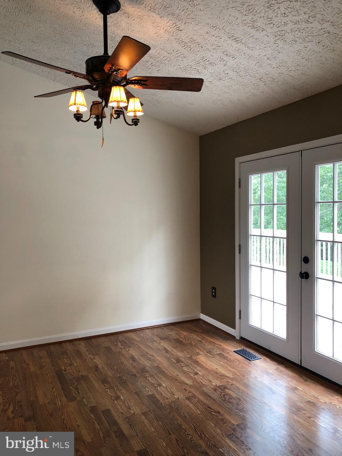 1730 Fulton Road Hedgesville, WV 25427 - Photo 9 of 24 Dining Area