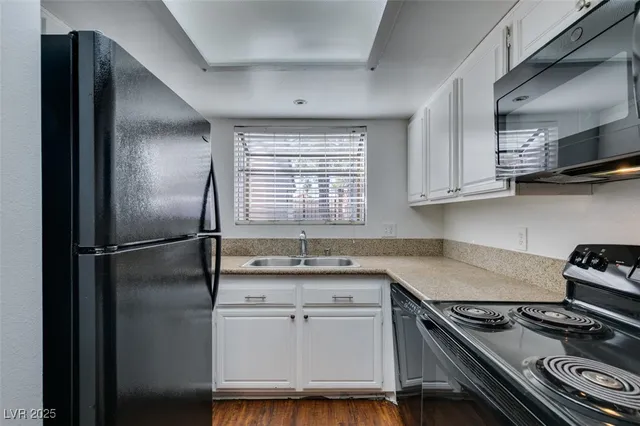 $1,800 | 1850 Camino Verde Lane, Las Vegas, NV 89119