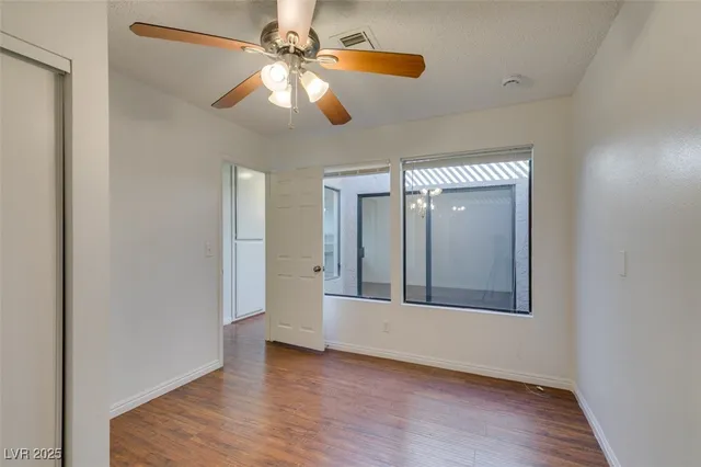 $1,800 | 1850 Camino Verde Lane, Las Vegas, NV 89119