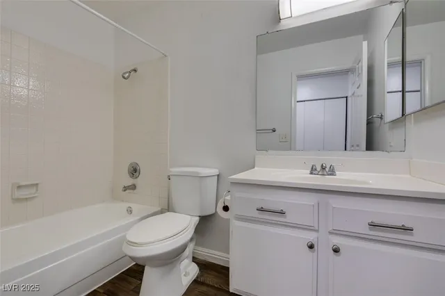 $1,800 | 1850 Camino Verde Lane, Las Vegas, NV 89119