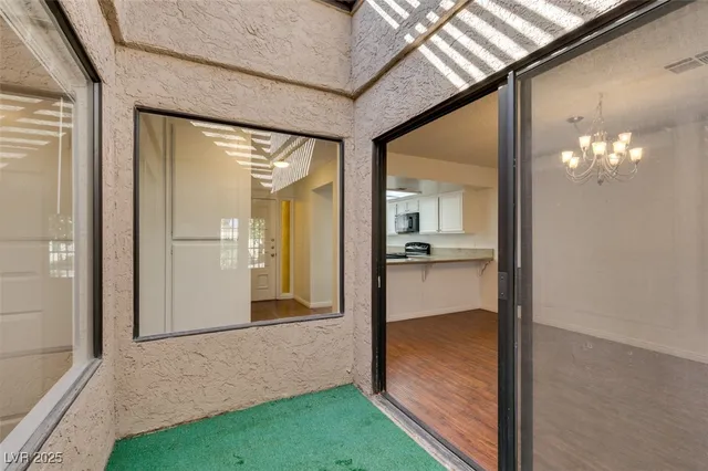 $1,800 | 1850 Camino Verde Lane, Las Vegas, NV 89119