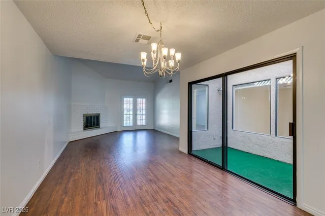 $1,800 | 1850 Camino Verde Lane, Las Vegas, NV 89119