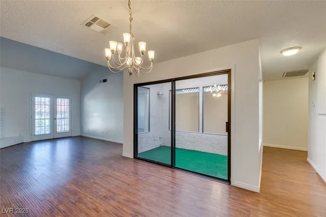 $1,800 | 1850 Camino Verde Lane, Las Vegas, NV 89119