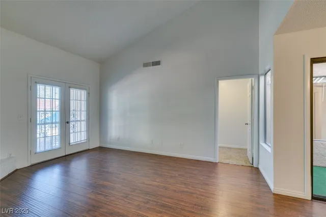 $1,800 | 1850 Camino Verde Lane, Las Vegas, NV 89119