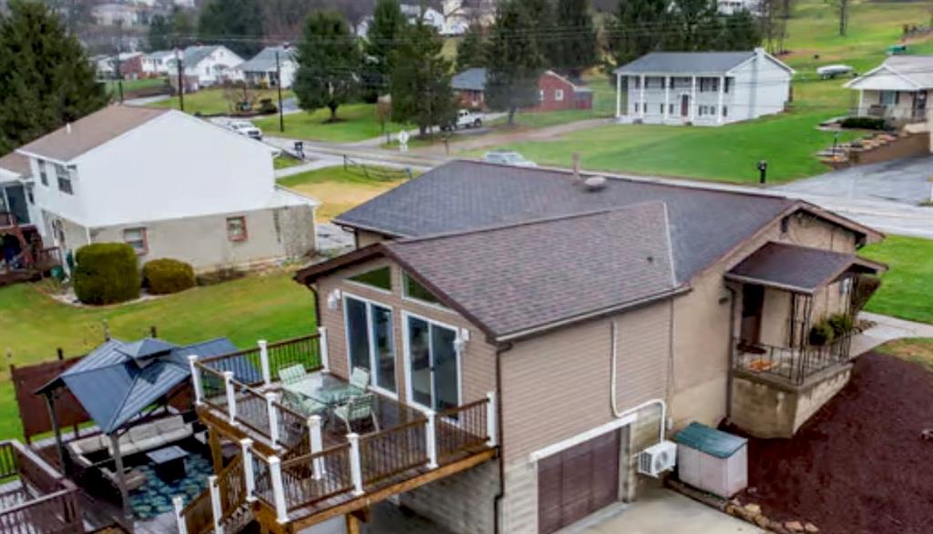501 Highway 356 Apollo, PA 15613 - Photo 31 of 35 an aerial view of a house with swimming pool garden and outdoor seating