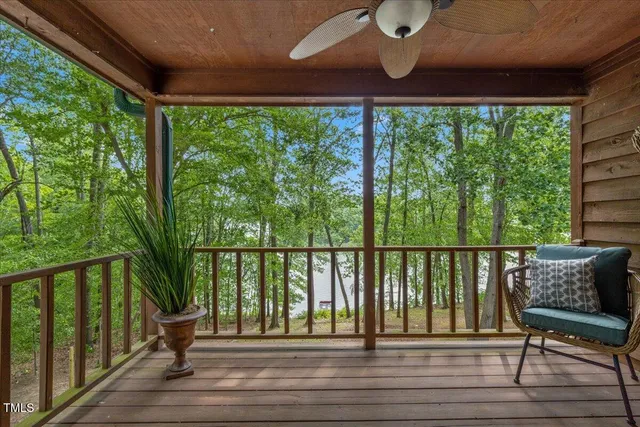 a view of an entryway