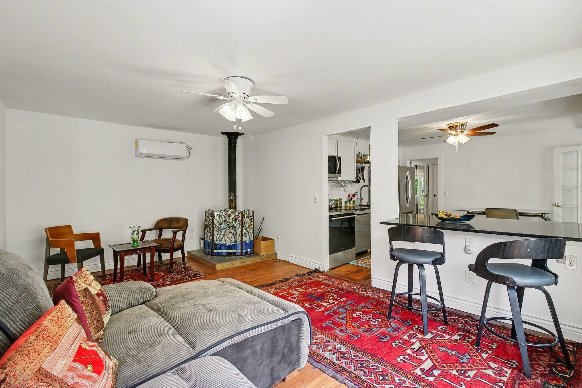1760 Montague Road Covington, KY 41016 - Photo 3 of 23