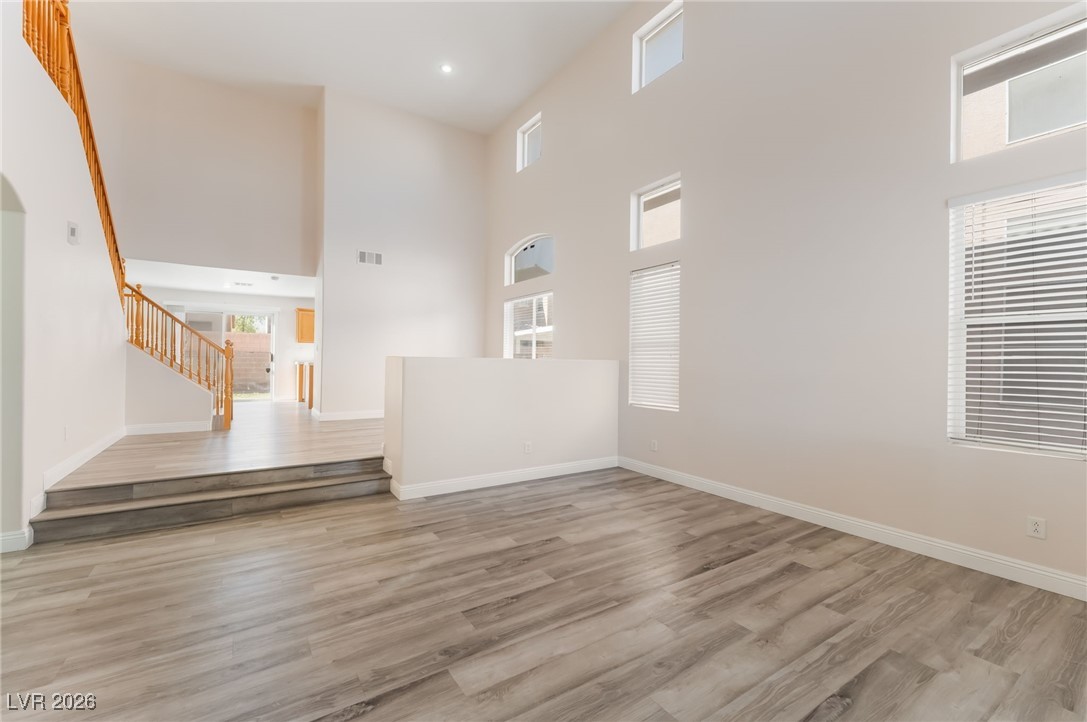 4749 Arial Ridge Street Las Vegas, NV 89147 - Photo 3 of 27