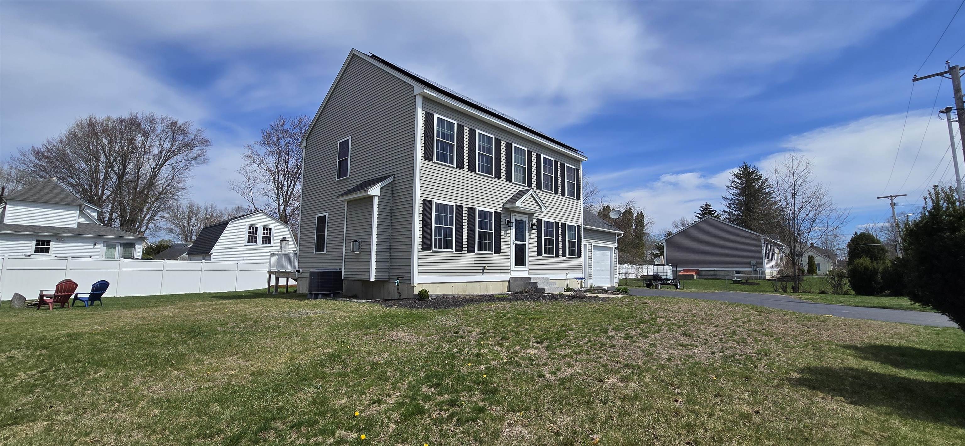 24 Cypress Street Concord, NH 03301 - Photo 3 of 39