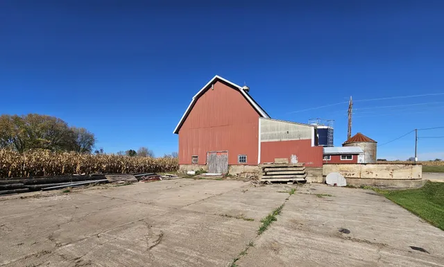 $299,000 | E7136 County Road East, Menomonie, WI 54751