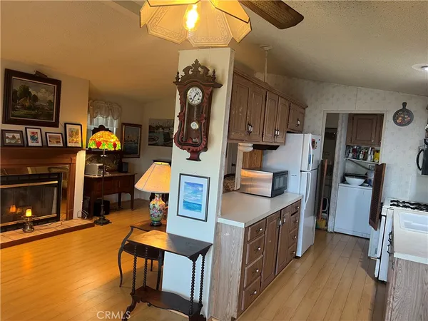 $145,000 | 21001 Plummer Street, Unit 34, Chatsworth, CA 91311