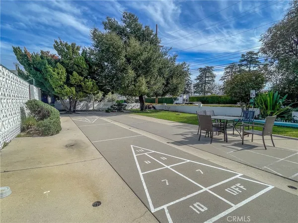 $145,000 | 21001 Plummer Street, Unit 34, Chatsworth, CA 91311