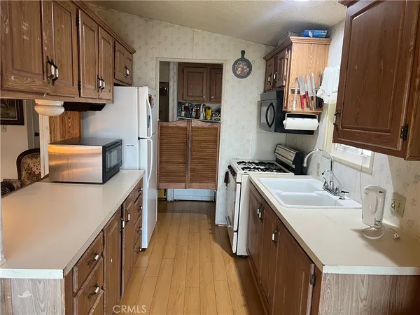 $145,000 | 21001 Plummer Street, Unit 34, Chatsworth, CA 91311