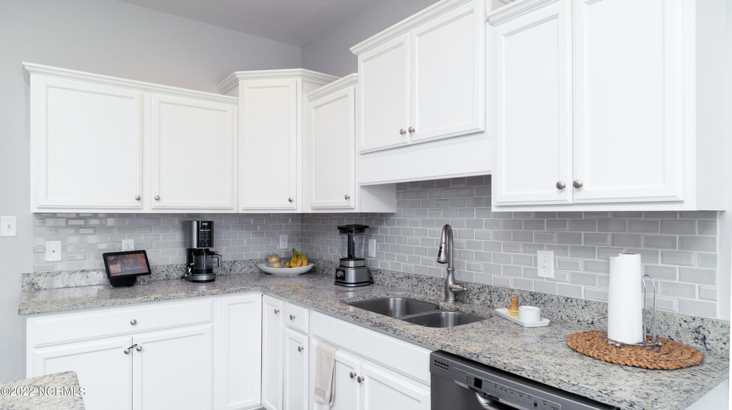 120 Colonial Post Road Jacksonville, NC 28546 - Photo 12 of 59 Kitchen