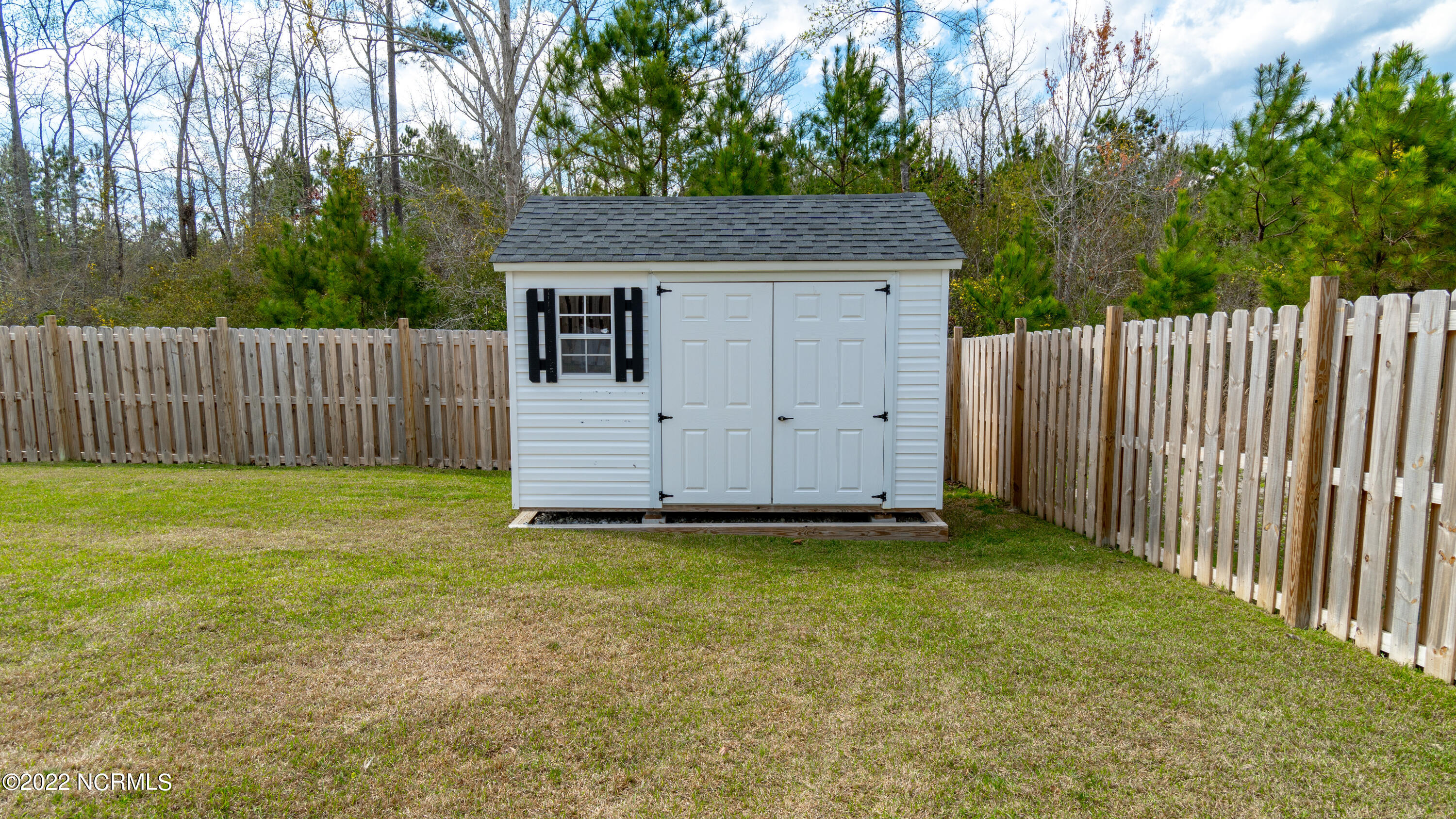 120 Colonial Post Road Jacksonville, NC 28546 - Photo 55 of 59 Storage Shed