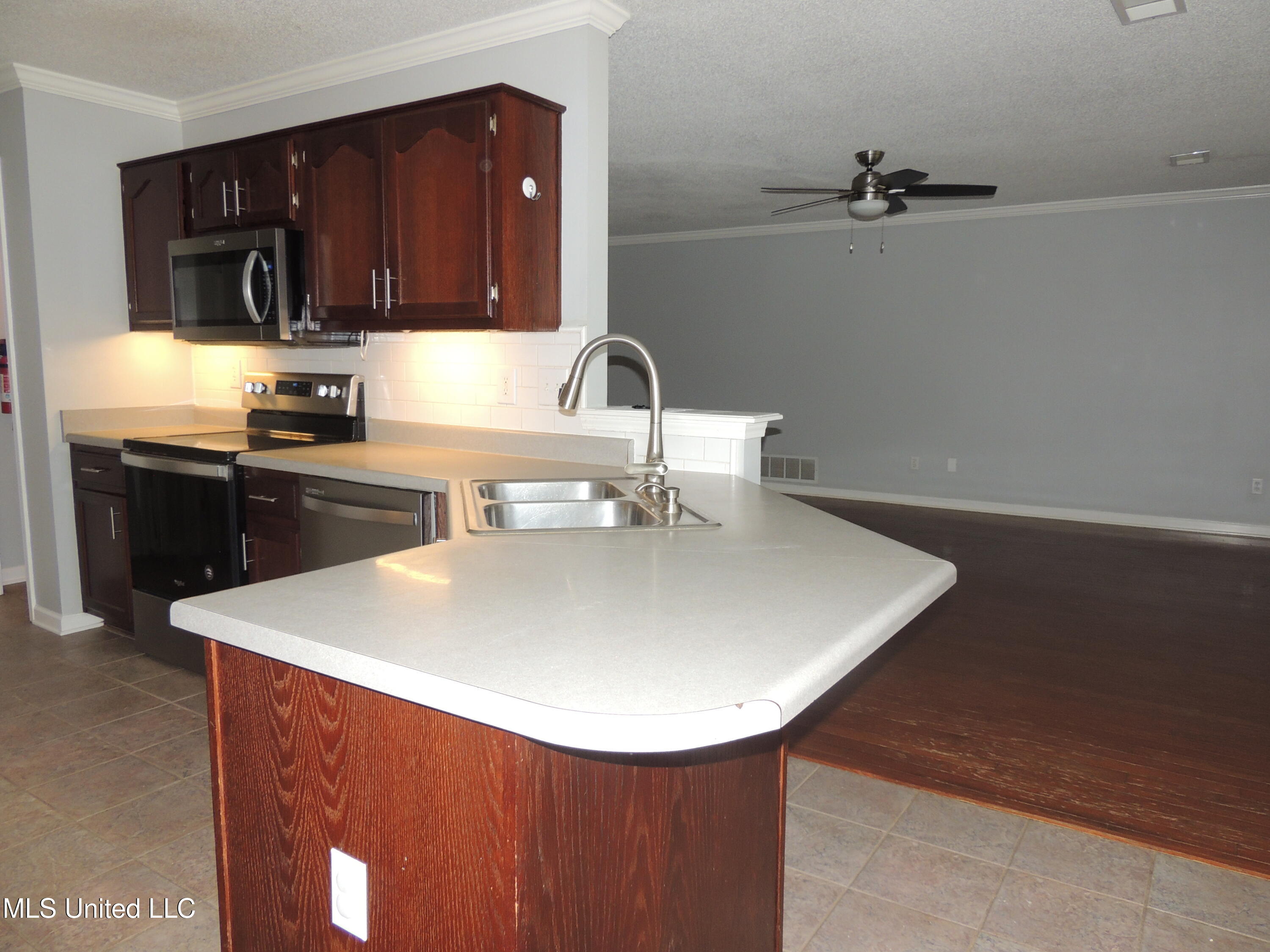 400 Timber Way South Hernando, MS 38632 - Photo 12 of 42 DSCN5125