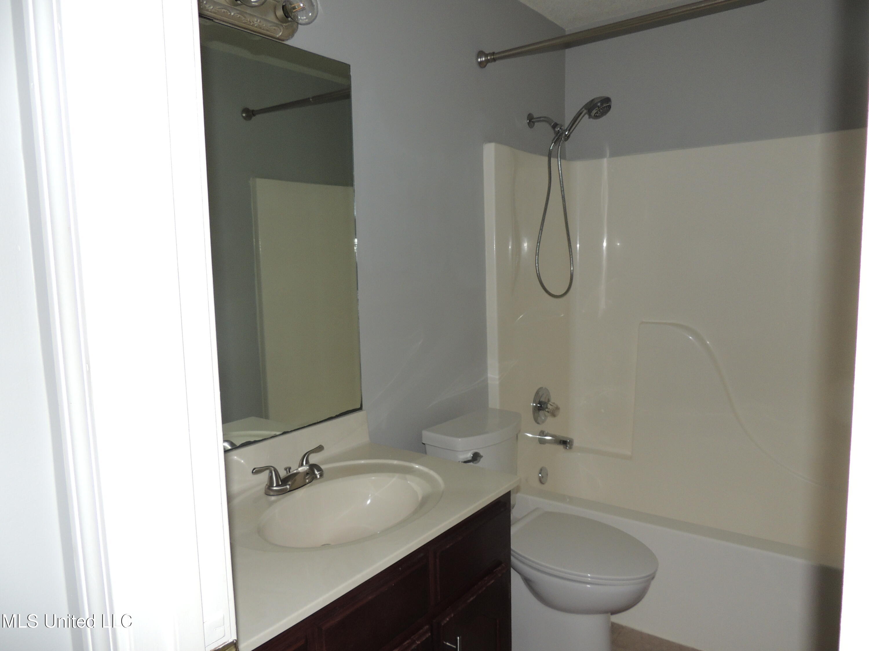 400 Timber Way South Hernando, MS 38632 - Photo 29 of 42 DSCN5142