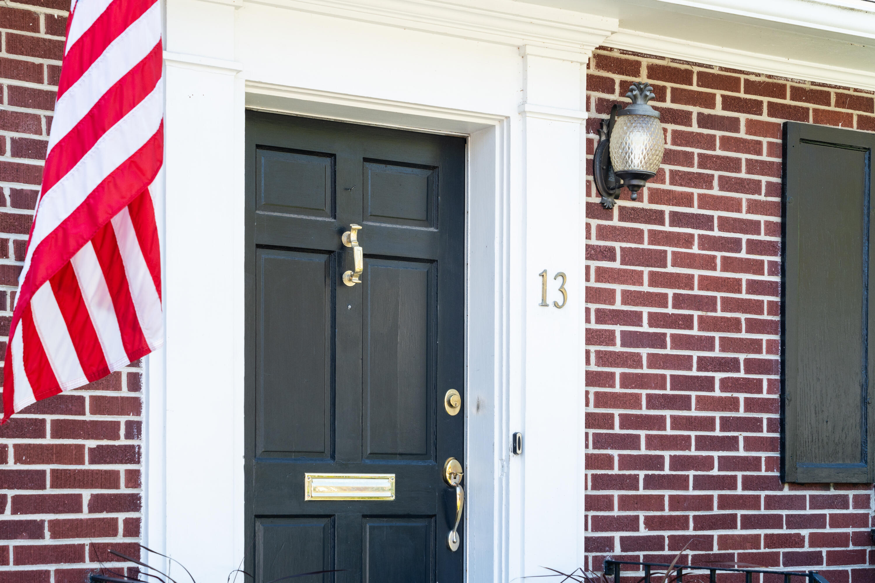 13 Rutledge Avenue Charleston, SC 29401 - Photo 5 of 48 13RutledgeAve-KeenEyeMarketing-005
