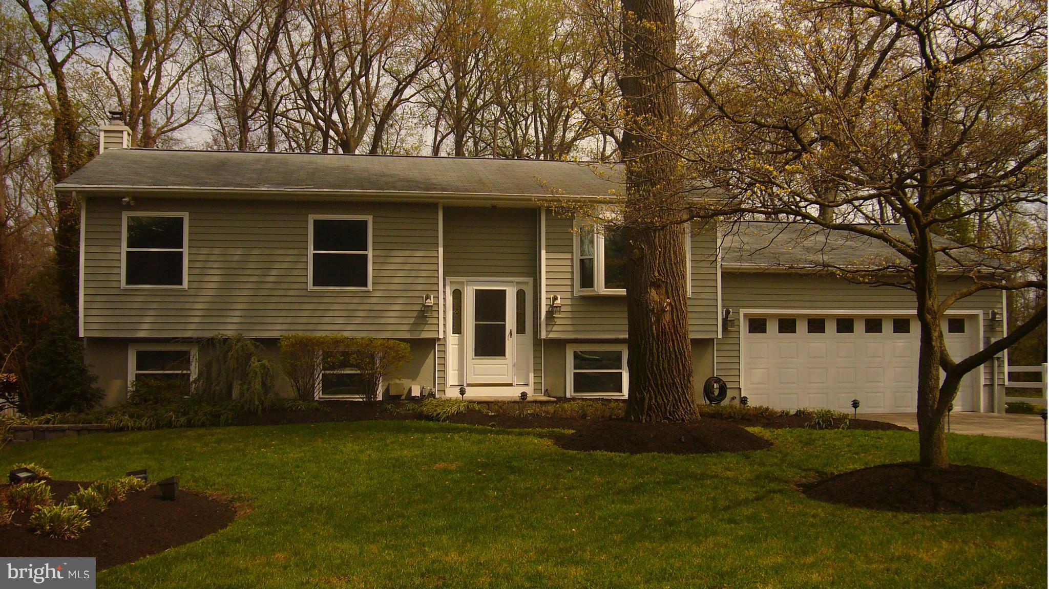 197 Circle Road Pasadena, MD 21122 - Photo 1 of 24 Exterior (Front)