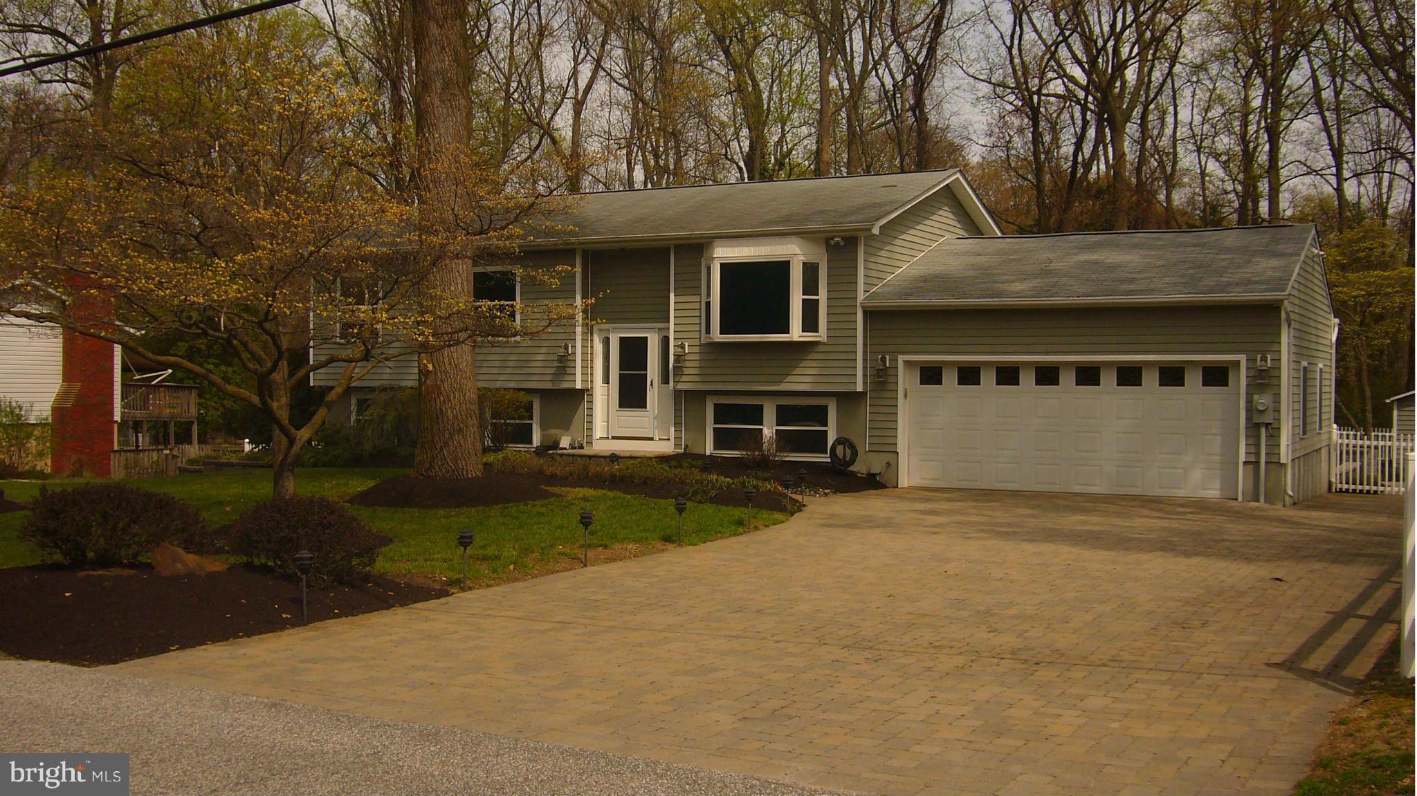 197 Circle Road Pasadena, MD 21122 - Photo 2 of 24 Exterior (Front)