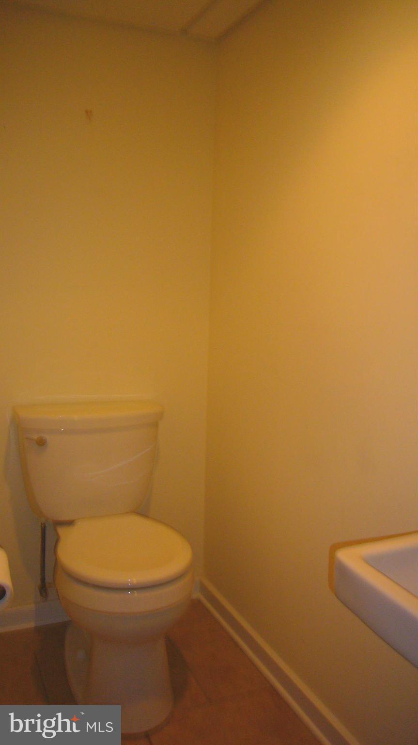 197 Circle Road Pasadena, MD 21122 - Photo 17 of 24 Half Bath